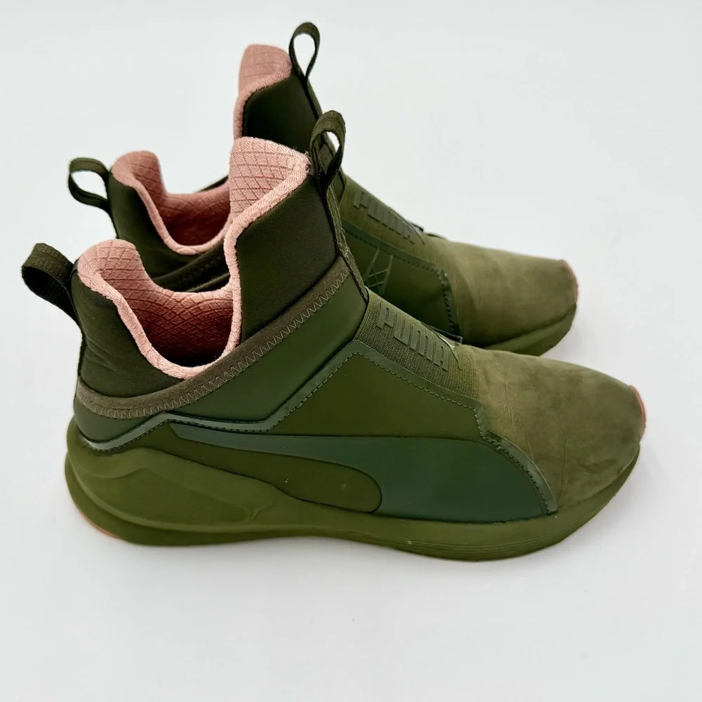 Puma Green Sneakers with Pink Highlights - Picture 4 of 9